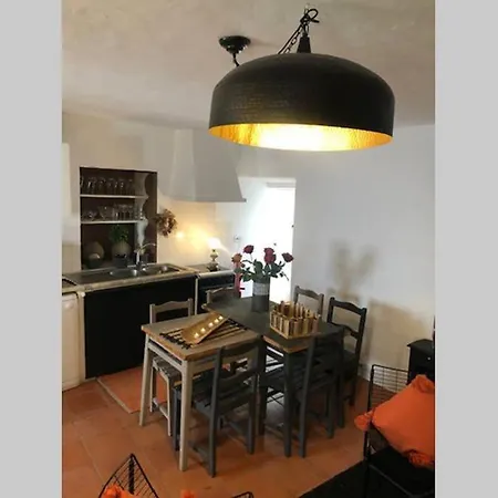 בית נופש The Castle House - Unique Places *