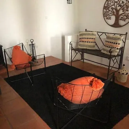 The Castle House - Unique Places * Όμπιδος