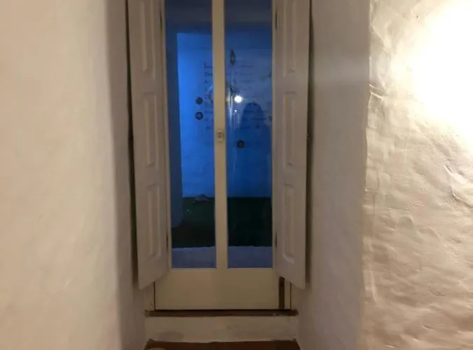 別荘 The Castle House - Unique Places *