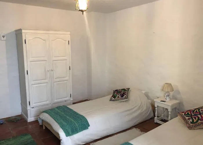 別荘 The Castle House - Unique Places *